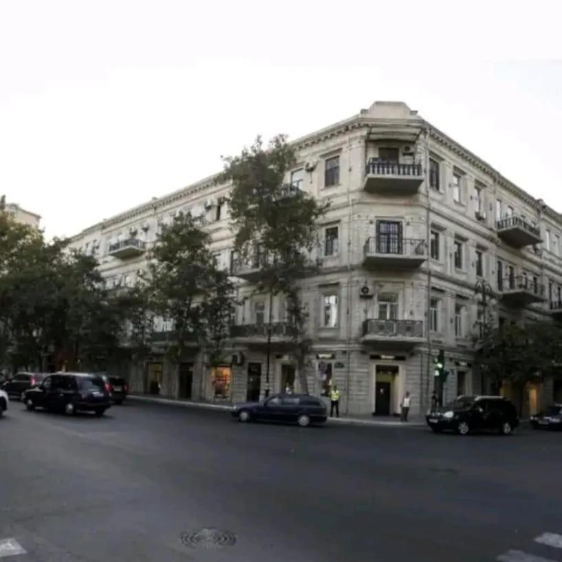 Central Apartment Баку Екстер'єр фото