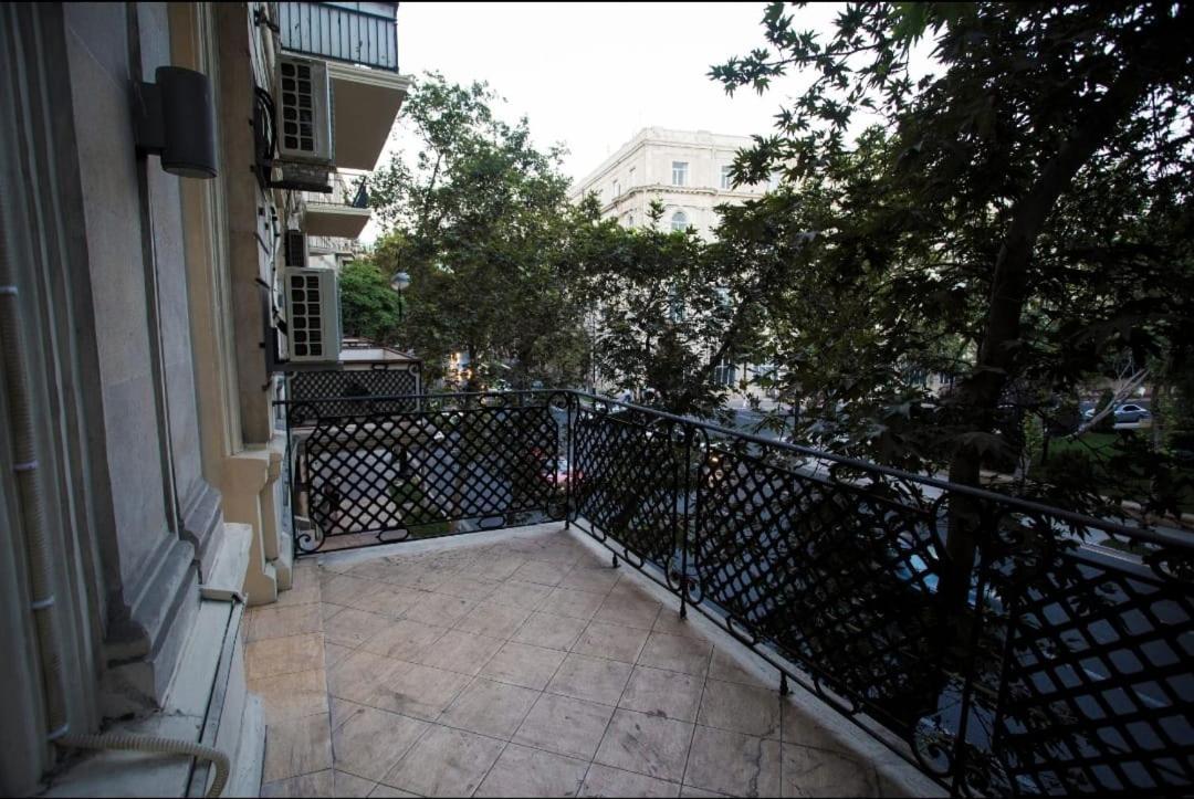 Central Apartment Баку Екстер'єр фото